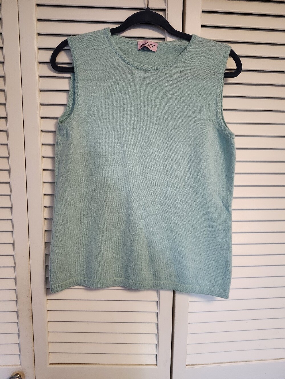 Jenifer T. Light Blue Sleevless Sweater 100% Cashmere Made In Italy New No Tag